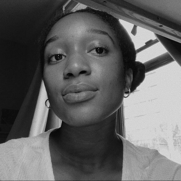 meet your posher 💕 - Picture 4 of 5